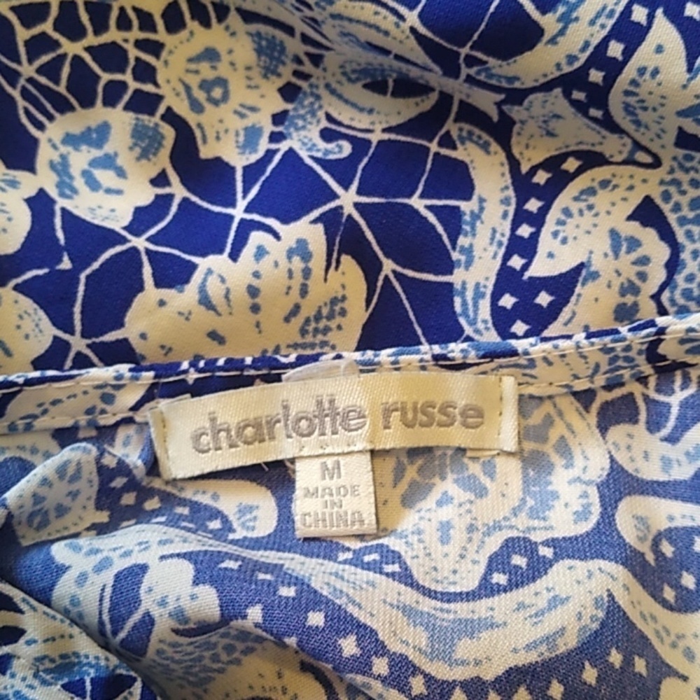 Charlotte Russe Blue & White Floral Long Sleeve Shorts Romper sz M - Picture 4 of 4